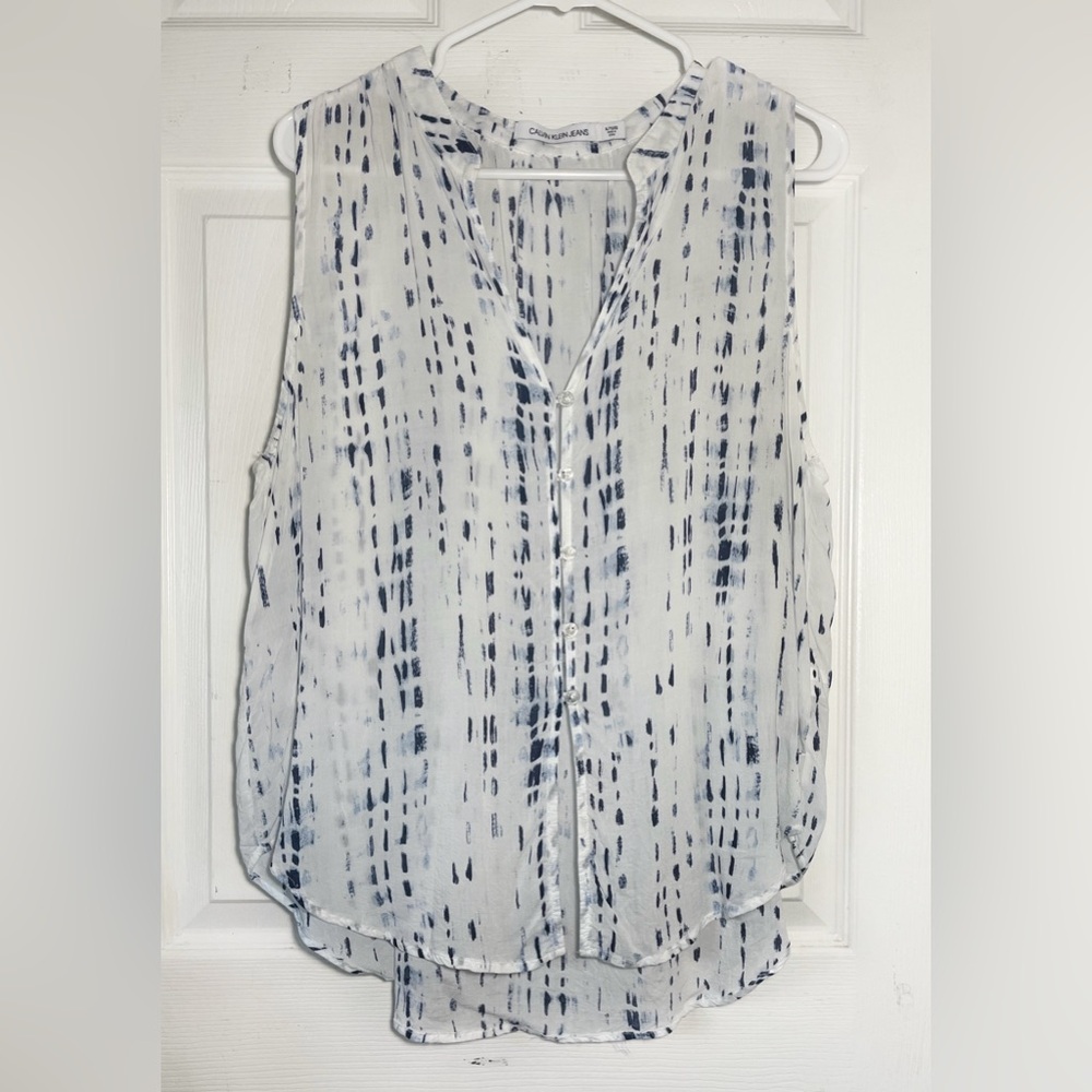 Calvin Klein Stylish White and Blue Sleeveless Women's Top